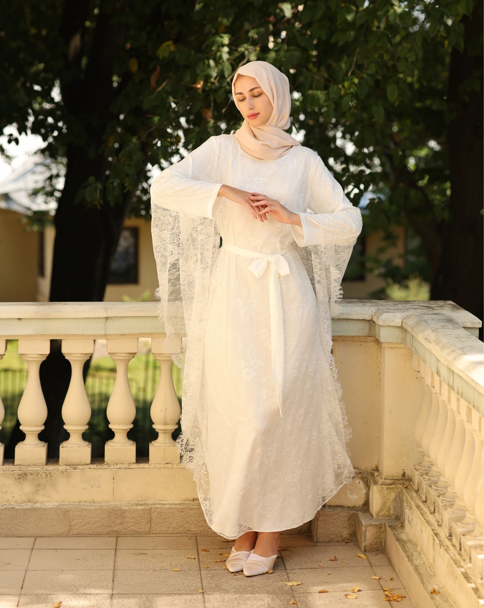 Lamia Lace Maxi Dress